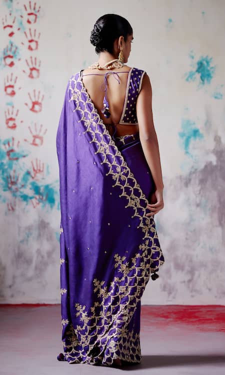 Deep Thee Embroidered Border Saree With Blouse 