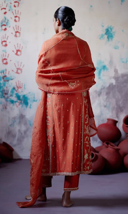 Shop_Deep Thee_Orange Silk, Organza Beads, Zari, Embroidery Collared Jaal Kurta Pant Set _at_Aza_Fashions