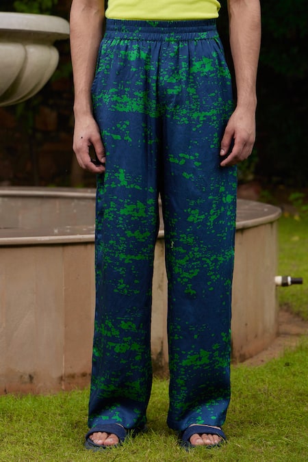 Triune Green Tencel Satin Abstract Triune Beach Club Pattern Pant Online at Aza Fashions Triune_Green Tencel Satin Abstract Triune Beach Club Pattern Pant_Online_at_Aza_Fashions