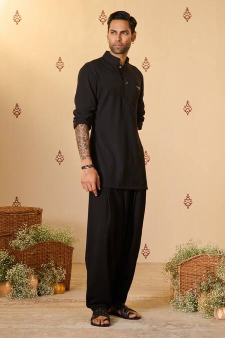 Buy_S&N By Shantnu Nikhil_Black Rayon, Twill Embroidery Crest Embellished Placement Short Kurta_Online_at_Aza_Fashions