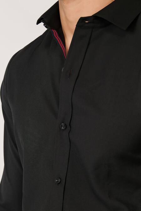 S&N By Shantnu Nikhil Black Lycra, Viscose, Terrycloth Embroidery Plain Collared Shirt Online at Aza Fashions S&N By Shantnu Nikhil_Black Lycra, Viscose, Terrycloth Embroidery Plain Collared Shirt_Online_at_Aza_Fashions