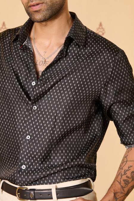S&N By Shantnu Nikhil Black Silk Adamas Print Shirt Online at Aza Fashions S&N By Shantnu Nikhil_Black Silk Adamas Print Shirt_Online_at_Aza_Fashions