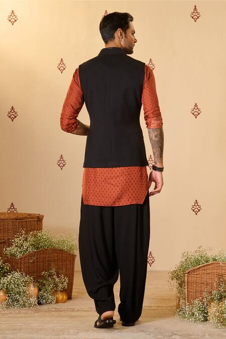 Shop S&N By Shantnu Nikhil Black Twill, Rayon Swirl Buttoned Nehru Jacket at Aza Fashions Shop_S&N By Shantnu Nikhil_Black Twill, Rayon Swirl Buttoned Nehru Jacket_at_Aza_Fashions