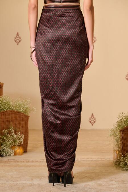 Shop S&N By Shantnu Nikhil Brown Silk, Twill Beads Adamas Print Draped Skirt at Aza Fashions Shop_S&N By Shantnu Nikhil_Brown Silk, Twill Beads Adamas Print Draped Skirt_at_Aza_Fashions