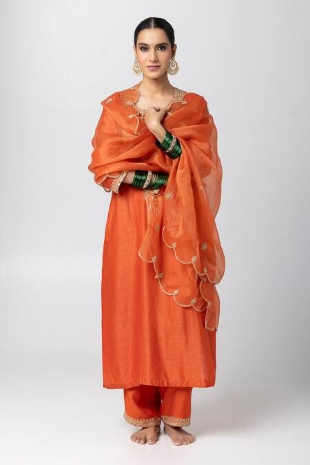 Pants And Pajamas_Orange Silk Organza Zari, Sequins Scallop Trimmed Border Dupatta _Online_at_Aza_Fashions
