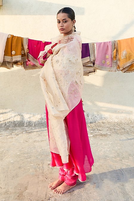 Shop Pants And Pajamas White Tissue, Silk Embroidery Floral Zari Hand Dupatta at Aza Fashions Shop_Pants And Pajamas_White Tissue, Silk Embroidery Floral Zari Hand Dupatta _at_Aza_Fashions