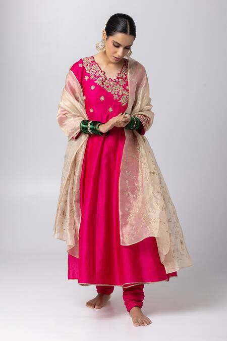 Buy Pants And Pajamas White Tissue, Silk Embroidery Floral Zari Hand Dupatta Online at Aza Fashions Buy_Pants And Pajamas_White Tissue, Silk Embroidery Floral Zari Hand Dupatta _Online_at_Aza_Fashions