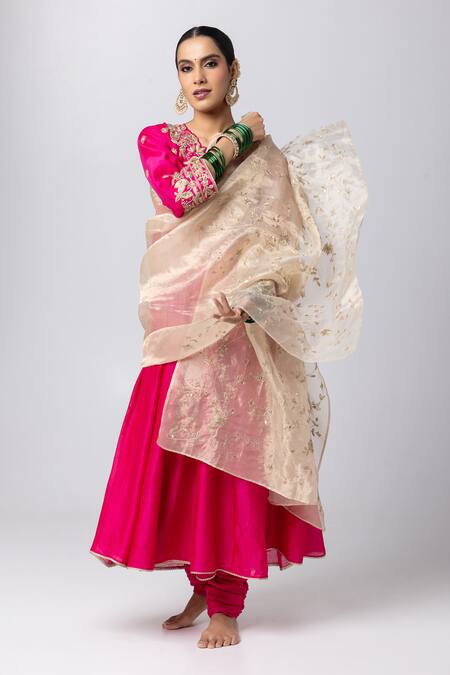 Shop Pants And Pajamas White Tissue, Silk Embroidery Floral Zari Hand Dupatta Online at Aza Fashions Shop_Pants And Pajamas_White Tissue, Silk Embroidery Floral Zari Hand Dupatta _Online_at_Aza_Fashions