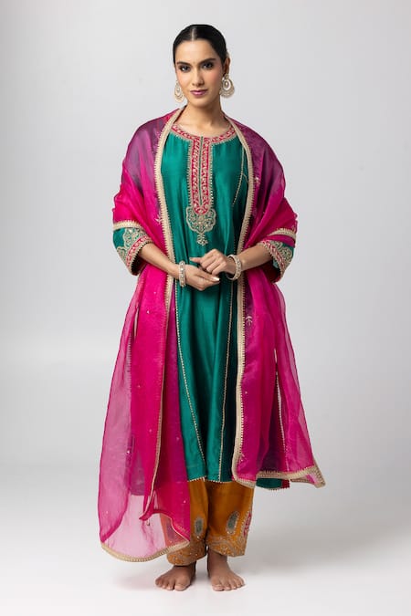 Shop Pants And Pajamas Pink Silk Organza Zari, Embroidery Hand Border Dupatta at Aza Fashions Shop_Pants And Pajamas_Pink Silk Organza Zari, Embroidery Hand Border Dupatta _at_Aza_Fashions