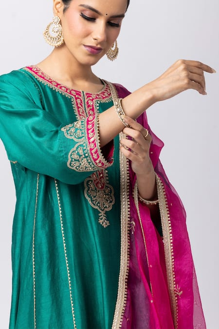 Pants And Pajamas Pink Silk Organza Zari, Embroidery Hand Border Dupatta at Aza Fashions Pants And Pajamas_Pink Silk Organza Zari, Embroidery Hand Border Dupatta _at_Aza_Fashions