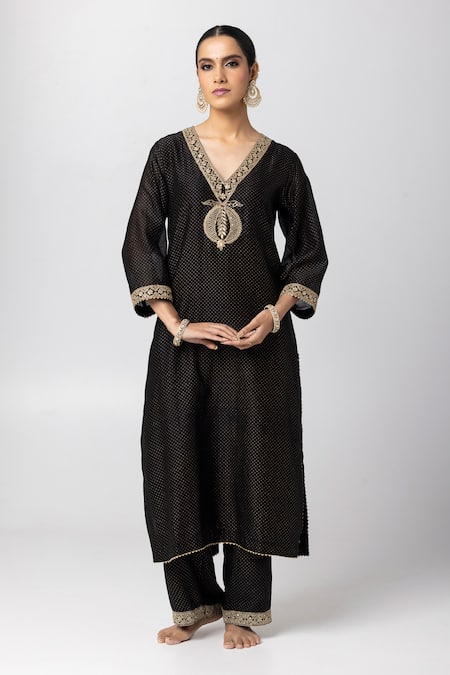Pants And Pajamas_Black Silk, Cotton Zari, Sequins V-neck Chanderi Embroidered Kurta _Online_at_Aza_Fashions