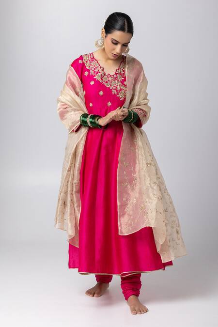 Shop Pants And Pajamas Pink Silk, Chanderi Embroidery V-neck Floral Angarkha Anarkali Set Online at Aza Fashions Shop_Pants And Pajamas_Pink Silk, Chanderi Embroidery V-neck Floral Angarkha Anarkali Set _Online_at_Aza_Fashions