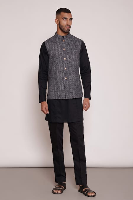 Lacquer Embassy Printed Button Down Bundi 