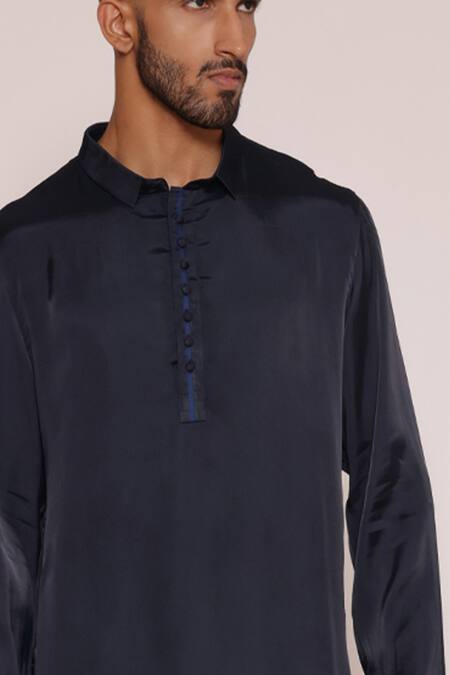 Lacquer Embassy_Blue Viscose, Satin, Cotton Plain Buttoned Placket Kurta And Pant Set _Online_at_Aza_Fashions