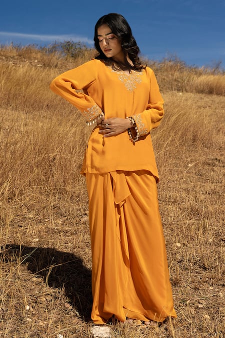 ISLIE BY PRIYA JAIN Orange Natural Crepe Embroidery Zardozi V Neck Neckline Kurta And Skirt Set 