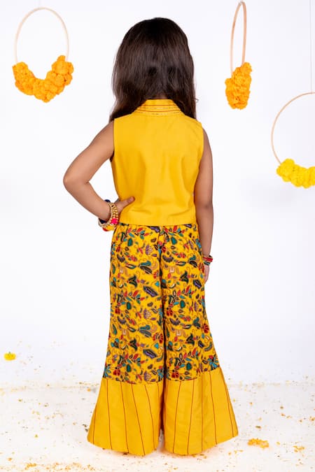 Shop_Toplove_Yellow Cotton Embroidery Floral Abstract Pattern Crop Top And Pant Set _at_Aza_Fashions