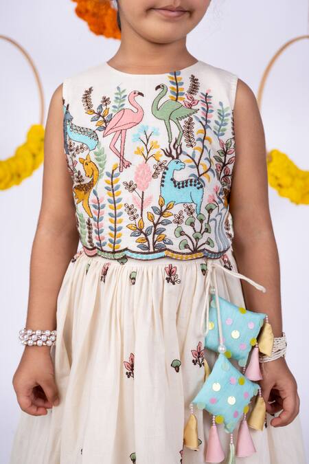 Toplove_White Cotton Tassels Animal And Bird Embroidered Lehenga Set_Online_at_Aza_Fashions