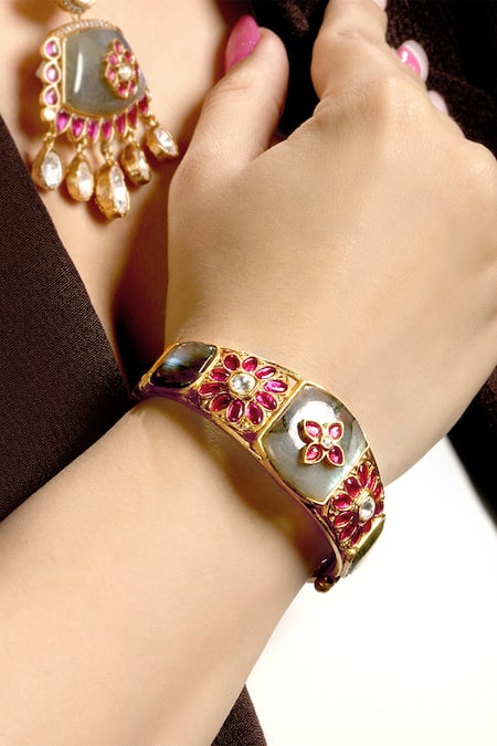 Hrisha Jewels Gold Plated Moissanite Kundan Polki Bloom Embellished Bracelet 