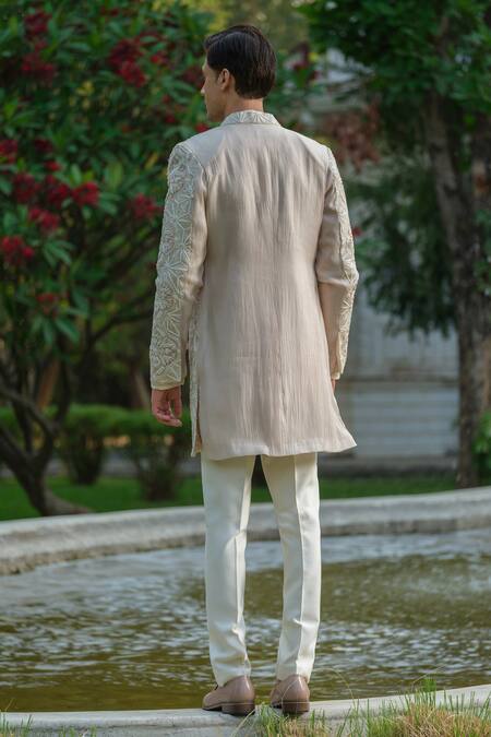 Amrit Dawani Geometric Thread Embroidered Jacket Kurta Set 