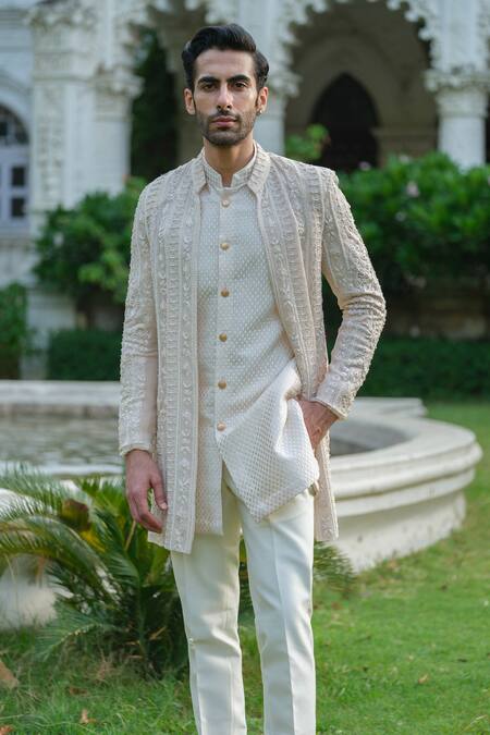 Amrit Dawani_Ivory Organza, Chanderi, Cotton, Silk Thread Embroidered Floral Jacket Kurta Set _at_Aza_Fashions