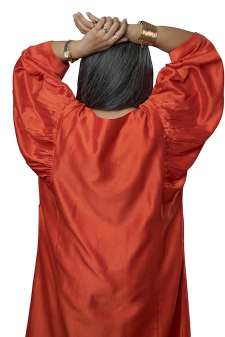 Shop Prachi Kamat Orange Chanderi Embroidery Round Neck Chakri Floral Motif Kurta With Pant at Aza Fashions Shop_Prachi Kamat_Orange Chanderi Embroidery Round Neck Chakri Floral Motif Kurta With Pant _at_Aza_Fashions