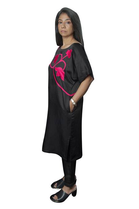 Prachi Kamat Black Linen, Satin Embroidery Fuljhadi Floral Motif Pattern Kurta With Pant Online at Aza Fashions Prachi Kamat_Black Linen, Satin Embroidery Fuljhadi Floral Motif Pattern Kurta With Pant _Online_at_Aza_Fashions