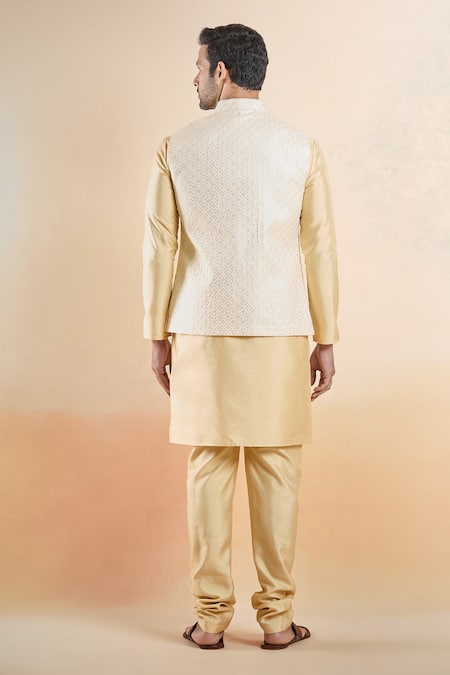 Shop Arihant Rai Sinha Gold Silk Sequins Embroidered Bundi at Aza Fashions Shop_Arihant Rai Sinha_Gold Silk Sequins Embroidered Bundi _at_Aza_Fashions