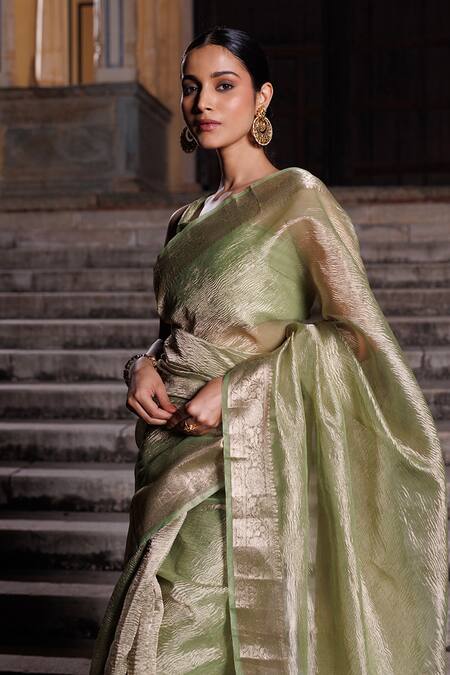 Buy_Geroo Jaipur_Green Tissue Zari Border Saree With Unstitched Blouse Piece _Online_at_Aza_Fashions