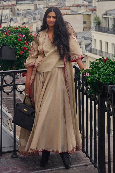 Punit Balana_Gold Silk Embroidery Scoop Neck Kasab And Resham Bloom Vine Cape & Skirt Set _Online_at_Aza_Fashions