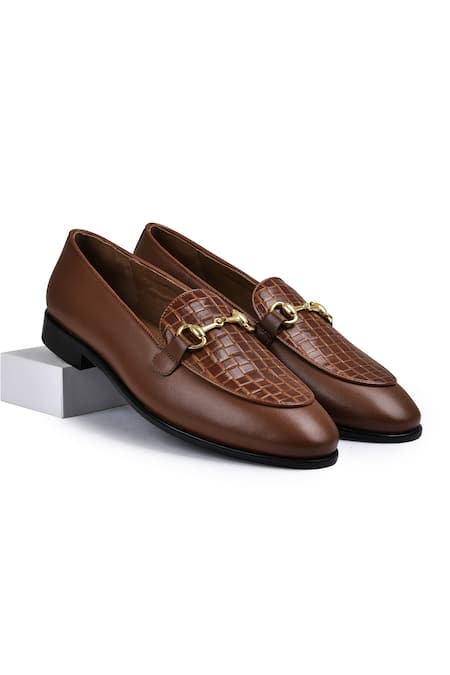 Wednesday Lifestyle Kalci Embossed Loafers 