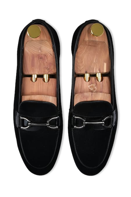 Wednesday Lifestyle Amsterdam Buckle Embellished Loafers 