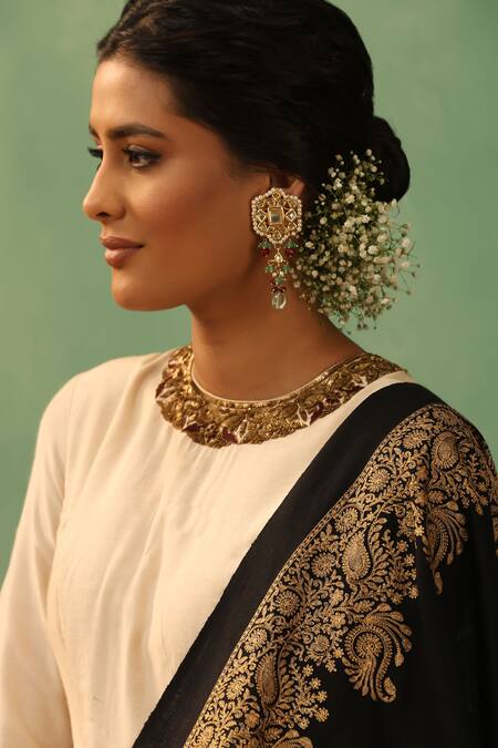 Dusala Black Agasti Aari Embroidered Shawl Online at Aza Fashions Dusala_Black Agasti Aari Embroidered Shawl _Online_at_Aza_Fashions