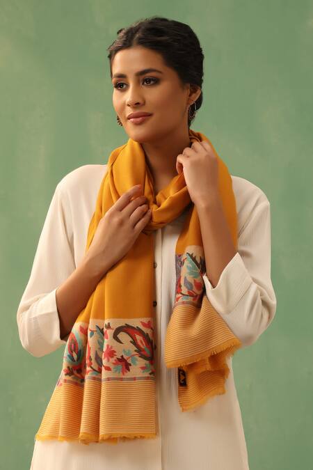 Dusala_Yellow Aksara Paisley Woven Stole _Online_at_Aza_Fashions