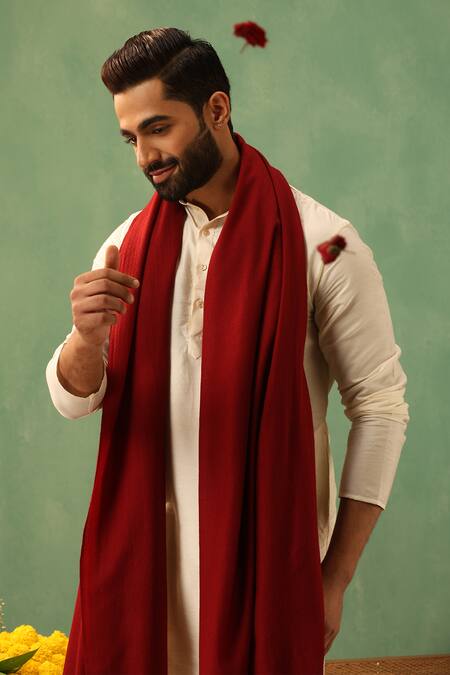 Dusala_Red Cohen Solid Woven Stole _Online_at_Aza_Fashions