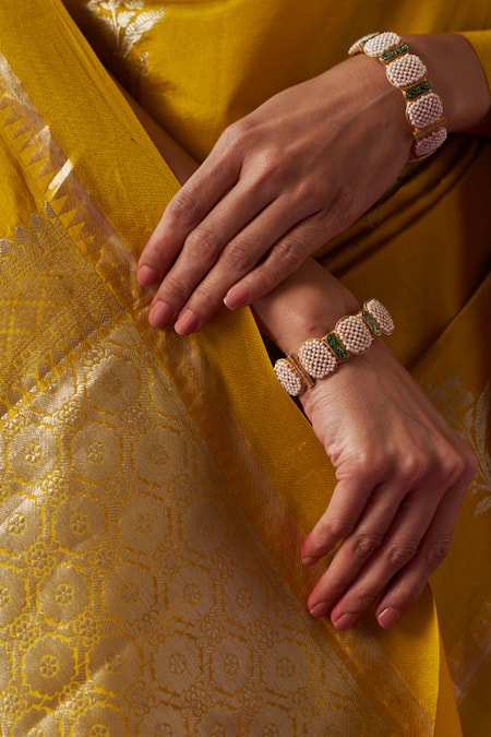 Five Point Five_Yellow Silk Madhavi Jaal Detailed Pallu Saree With Running Blouse Piece _at_Aza_Fashions