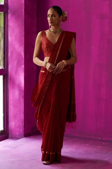 FIVE POINT FIVE Maroon Maheshwari Woven Stripe Heena Detailed Saree With Running Blouse Piece 