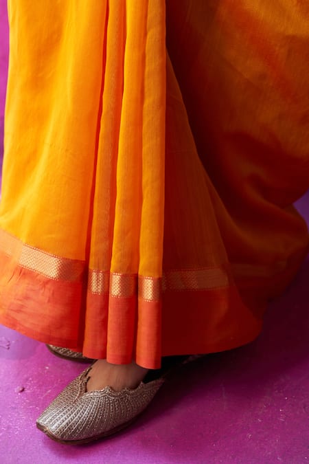 Five Point Five_Orange Maheshwari Uma Contrast Border Saree With Running Blouse Piece _at_Aza_Fashions