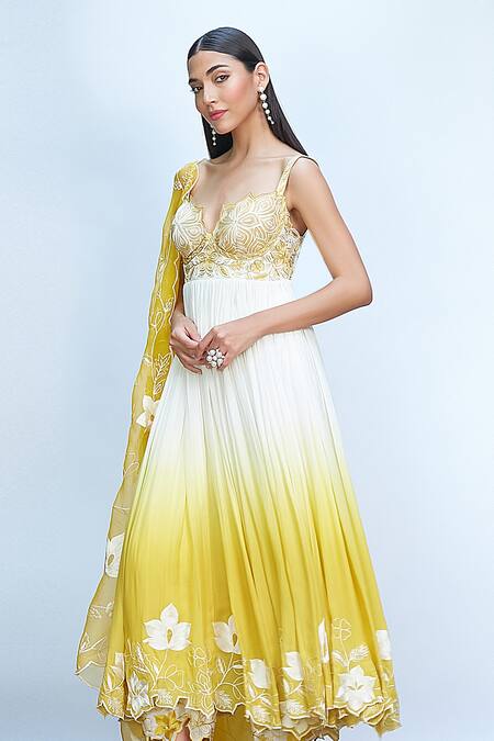 Buy_Priyanka Jain_Ivory Chiffon Embroidery Sweetheart Neck Ombre Anarkali Pant Set _Online_at_Aza_Fashions