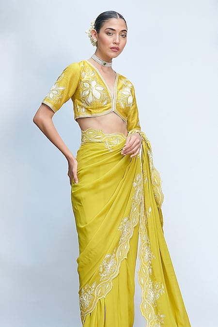 Buy_Priyanka Jain_Green Crepe Embroidery V-neck Floral Aari Pre-draped Saree With Blouse _Online_at_Aza_Fashions