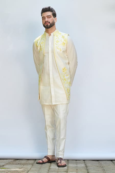 Buy_Priyanka Jain_Ivory Silk, Chanderi, Cotton Embroidery Floral Thread Bundi Set _Online_at_Aza_Fashions