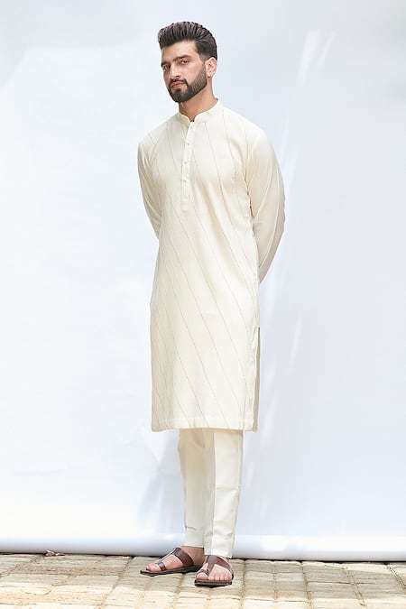 Priyanka Jain_Ivory Cotton, Silk Gota Patti Diagonal Stripe Embroidered Kurta Set _Online_at_Aza_Fashions