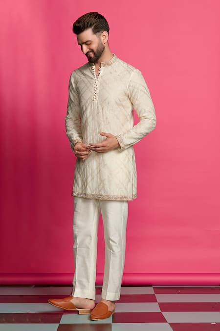 Priyanka Jain Ivory Kurta Chanderi Embroidery Zari Thread Geometric Set 