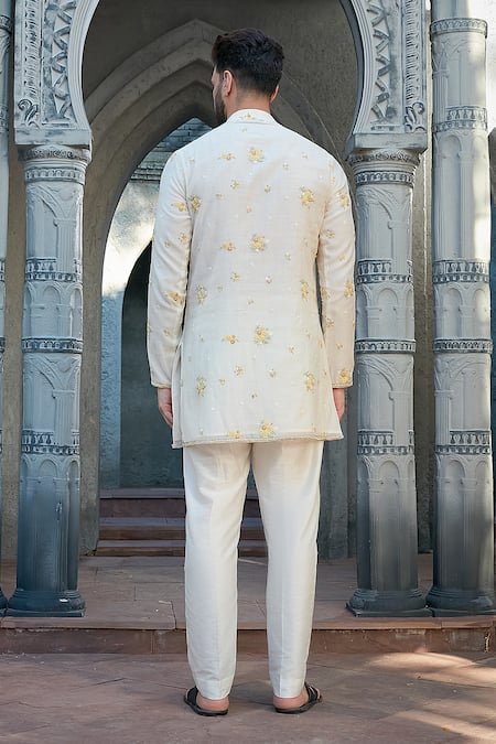 Priyanka Jain Chanderi Floral Embroidered Kurta Set 