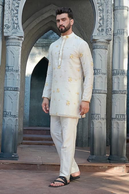 Shop_Priyanka Jain_Ivory Chanderi, Cotton Pearls, Embroidery Floral Kurta Set _Online_at_Aza_Fashions