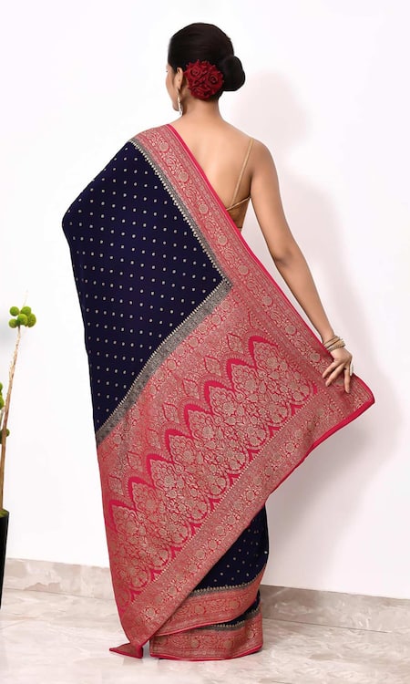 Naaritva India Ditsy Blossom Woven Banarasi Saree With Running Blouse 