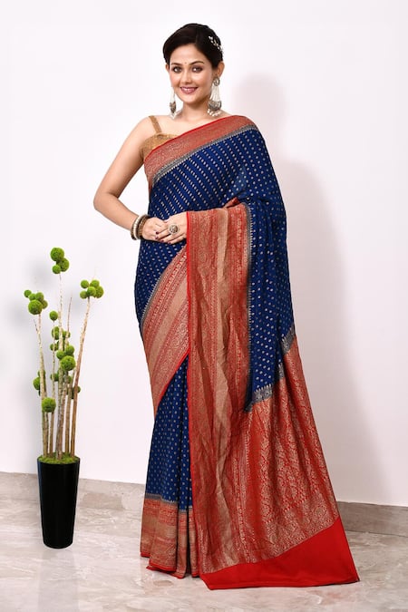 Naaritva India Ditsy Phool Booti Woven Saree With Running Blouse 