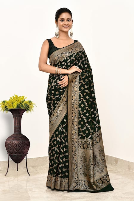 Naaritva India Mughal Zari Woven Saree With Running Blouse Piece 