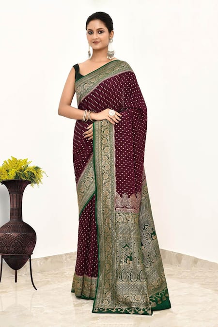 Naaritva India Handloom Cotton Floral Woven Saree With Running Blouse Piece 