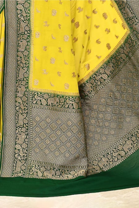 Shop_Naaritva India_Yellow Handloom Cotton Woven Animal Butti Banarasi Saree With Running Blouse _Online_at_Aza_Fashions