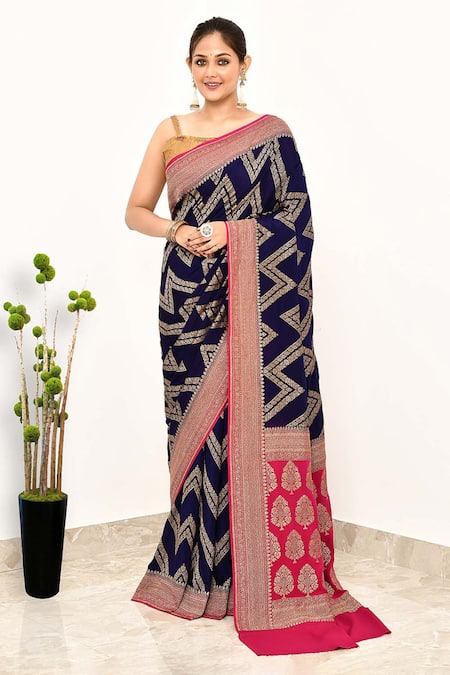 Naaritva India Chevron Zari Woven Saree With Running Blouse Piece 